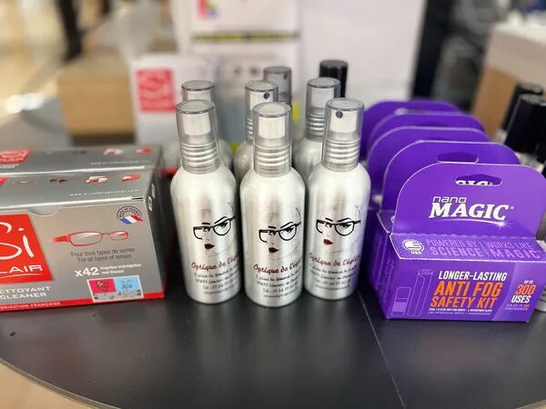 Produits d’entretien lunettes et lentilles de contact