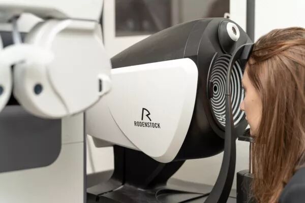 Vos verres personnalisés avec Le DNEye Scanner